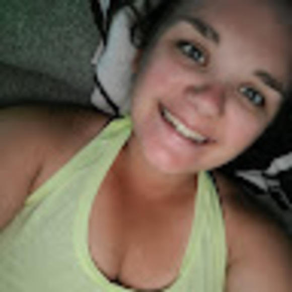 Meet your Posher, Eryn - Picture 1 of 1